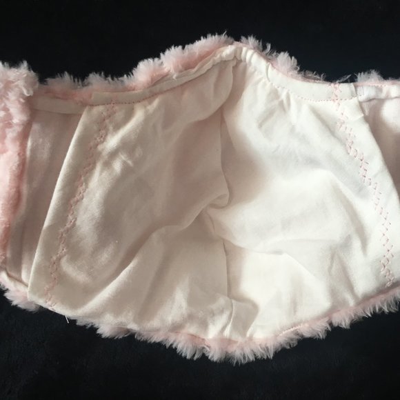 Reusable / Washable Sculpted Mask Faux Fur Pink 1X - Picture 5 of 7